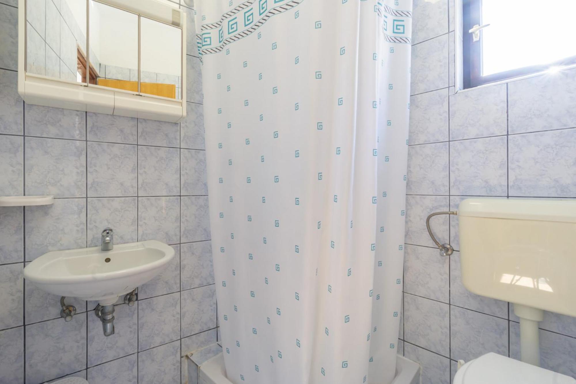 Apartment And Room Bacic Метайна Номер фото